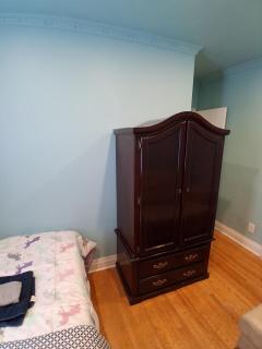 Greenhills - 3 bedroom suit - main floor - 6