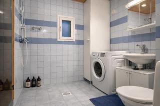 Oulu Modern 2BR with Sauna, Patio and Parking, 10 min to Center - 7