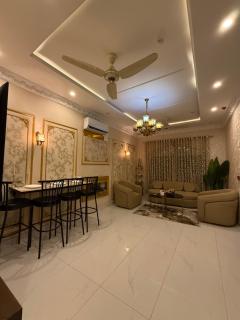 DHA Lahore full house Near airport and Raya golf - 9