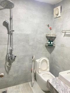 STU 101 Ground mini yard Near Uncle Ho Mausoleum - 7