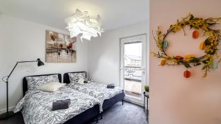 New Modern Detached House with 5bdr Glasgow - 2