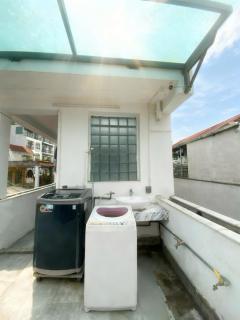 STU 101 Ground mini yard Near Uncle Ho Mausoleum - 4