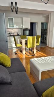 MaxiLux Apartment - 6