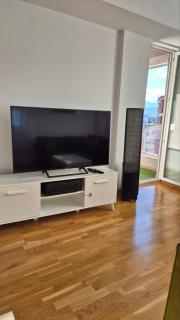 MaxiLux Apartment - 2