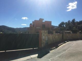 Family-friendly house 20' from Barcelona - 9