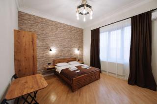 Sunshine Apartments - 3