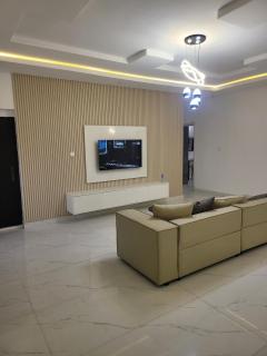 Danny luxury Apmts - 4