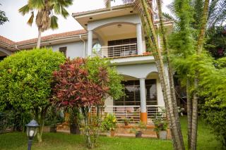 CALM SUITES KAMPALA - 3