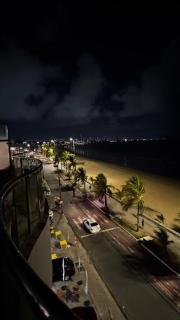 Cobertura Alto Padrão Beira Mar de Luxo com Jacuzi - 7