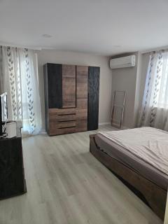 Мостова 30 - 6