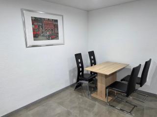 2- Zimmer-Wohnung, Nähe Phantasialand, Palmenparadies, Köln, Bonn - 9