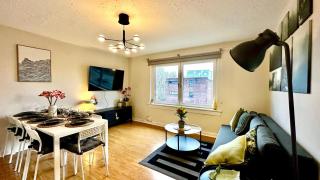 Relaxing Modern Apartment with 6 beds, New Furniture&Repair - 8