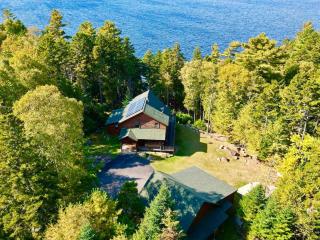 Tranquil Lakefront Getaway on Moosehead Lake - 4