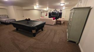 Wasatch Retreat 5 bed 3 5 bath pool table game room - 1