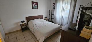Charmant logement avec piscine - 2