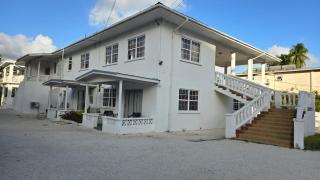 Bonanza Apartments - 7