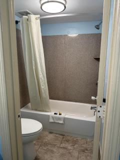 Red Carpet Inn & Suites - Danville - 6