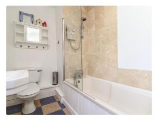 Beautiful Rose Cottage - 3