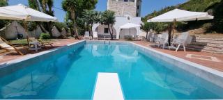 Seaside studio with swimming pool & parking #2 - 1