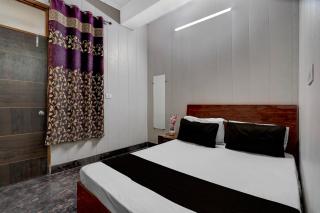 Hotel O by OYO Sunlight - 2