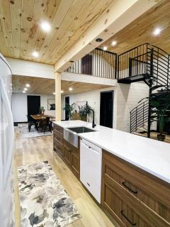 North of 40 Four - 9