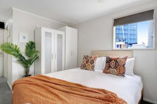 Super Central Studio - Aircon Balcony Kitchenette All you Need - 3