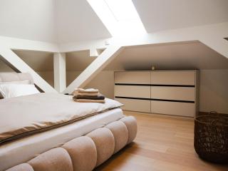 PENTHOUSE ROYA BiHAC - 1