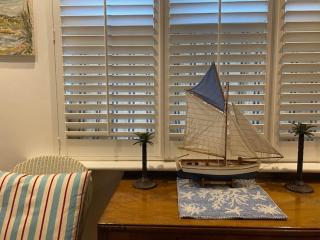 The Hexagon House - 8