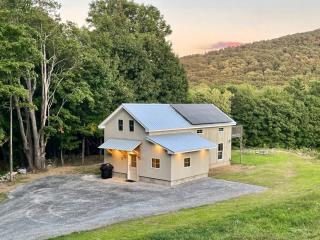 The Meadow at Cobbler Hill Farm - 0