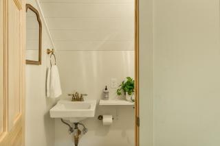 The Meadow at Cobbler Hill Farm - 4