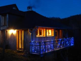 Eco-grange au milieu de notre ferme biologique O'Naturel - 8