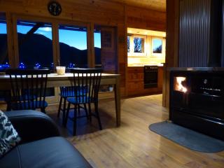 Eco-grange au milieu de notre ferme biologique O'Naturel - 4