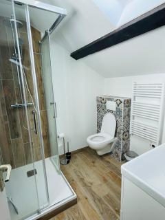 Nid douillet rénové, centre Valserhône, 8 min Gare - 5