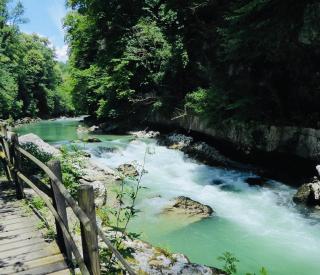 Nid douillet rénové, centre Valserhône, 8 min Gare - 3