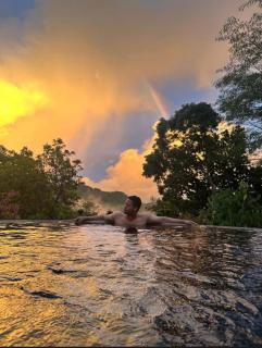 Upscale 2 bedroom apartment in Altos del Maria - 7