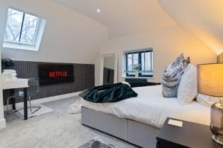 High Trees Lodge - Luxury Retreat with 2 Bed King En-Suites - 8