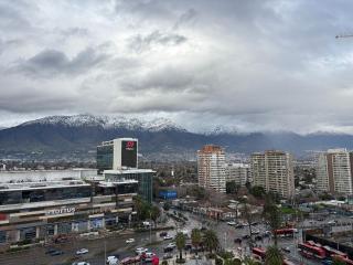 Bello estudio frente a Mall Plaza Egaña - 4