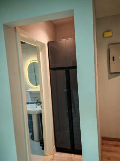 Luxury Apartment with Hotel Style Furnishing - 2