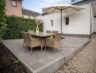 1 BR Bungalow - 1 Schlafzimmer - große Terrasse - Café - Sekt - an den Weinbergen - 4