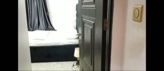 Gold Star Apartment - 7