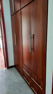 Warm and cozy corner apartment - 5