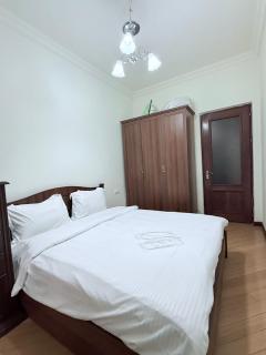 Republic Square 2 bedroom 2 bathroom - 6