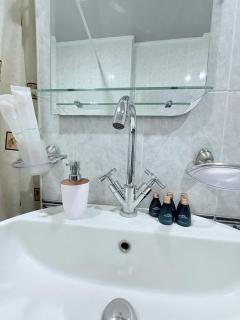 Republic Square 2 bedroom 2 bathroom - 2