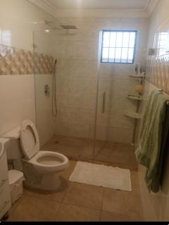 Apartamento en reparto los tres ojos - 2