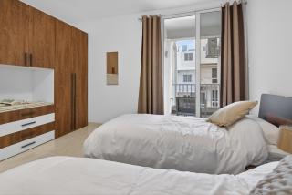 Contemporary Retreat - 8