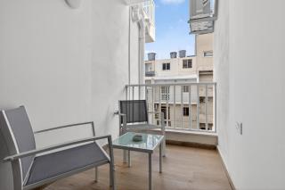 Contemporary Retreat - 7