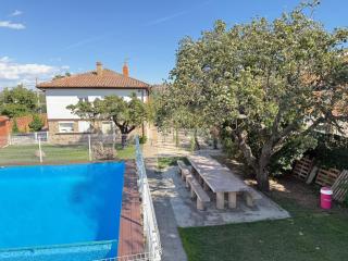 Chalet with garden, barbecue and pool in Logroño - 0