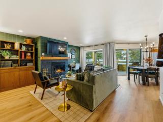 Ski & Tee Condo: A cozy mountain sport basecamp! - 8