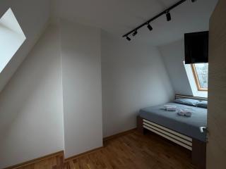 Mali Golubac Star Divcibare - 2