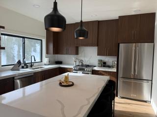 Luxe Escape - At Powder Mountain - 6